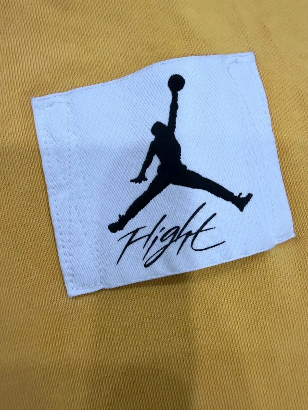 Nike Air Jordan Flight Oversized Fit Tee XL Yellow Cotton Graphic T-Shirt